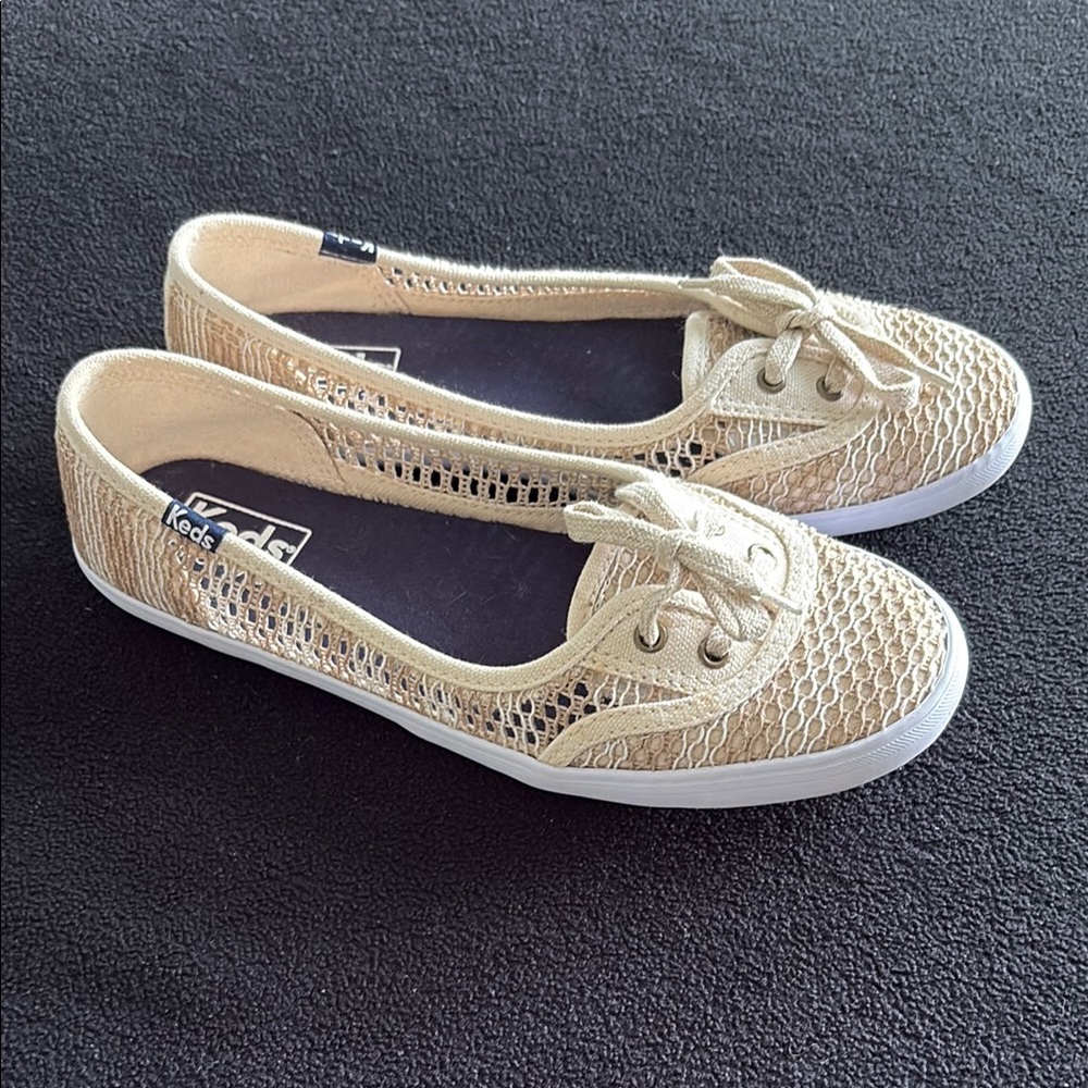 Keds Women's Tan Mesh Sneakers